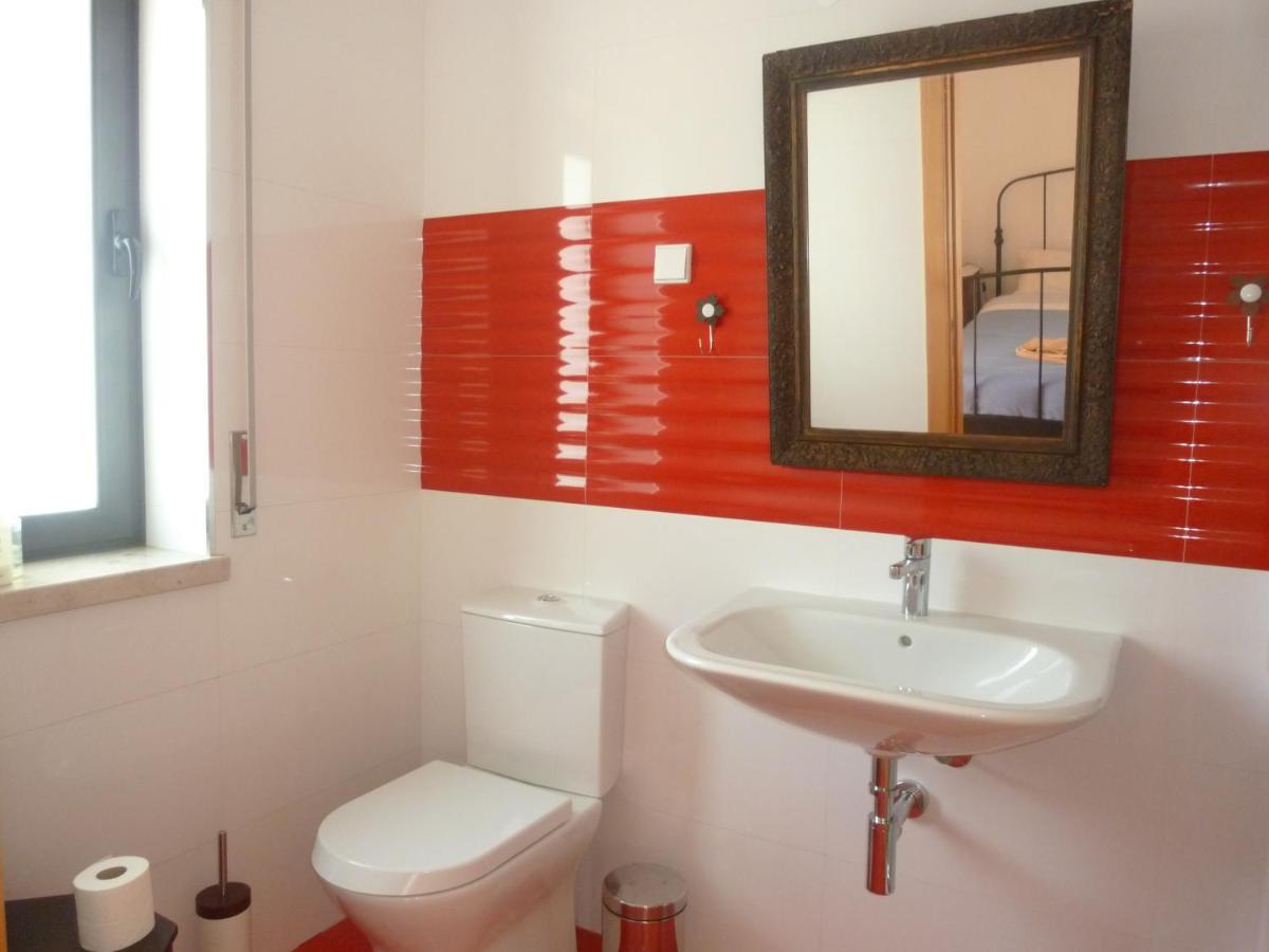 סאו מרטיניו דו פורטו Suite Na Casa Da Andreia מראה חיצוני תמונה