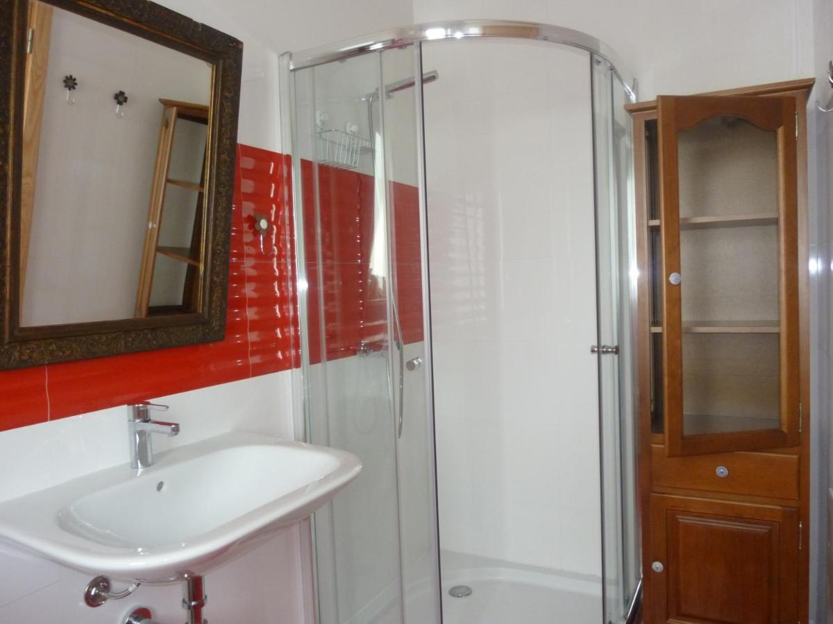 סאו מרטיניו דו פורטו Suite Na Casa Da Andreia מראה חיצוני תמונה